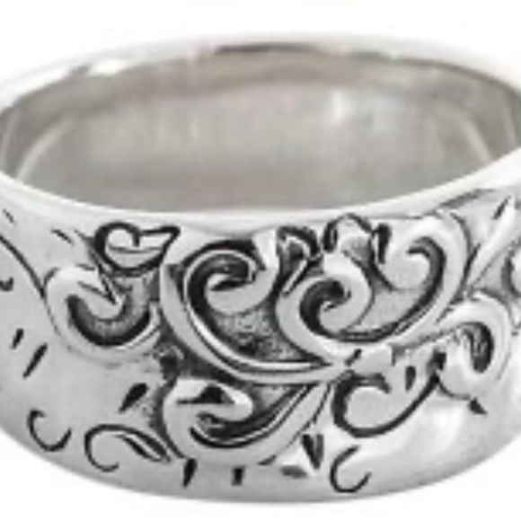 Silpada .925 Silver Scrollwork “Poseidon” Ring with Vintage Charm EUC - Picture 3 of 3